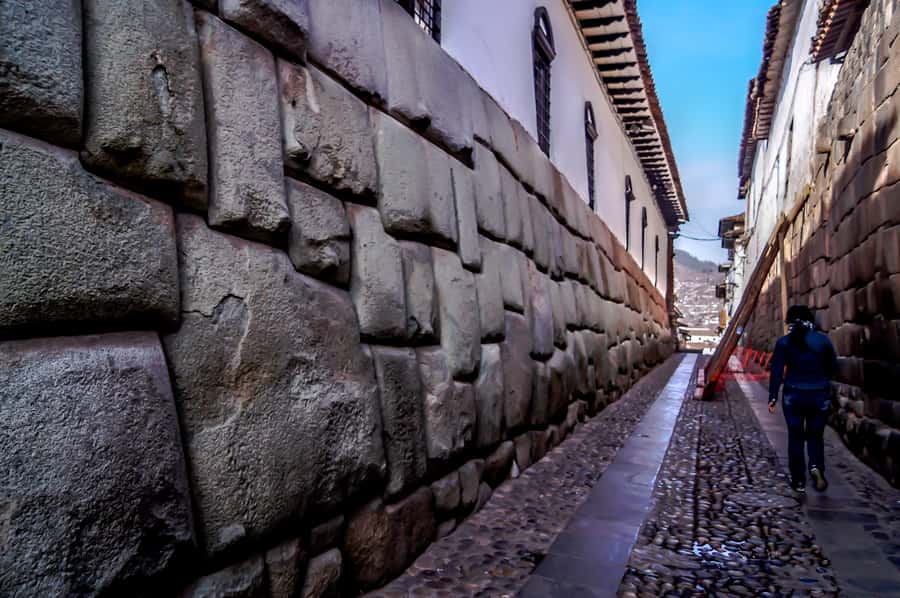 Cusco: Legends and History Night Tour with Pisco Sour - What $75 gets you
