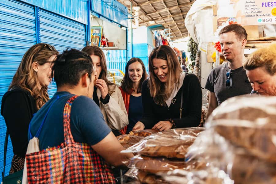 Cusco: Peruvian Cooking Class, Cocktails & Local Market Tour - Making the two Peruvian cocktails