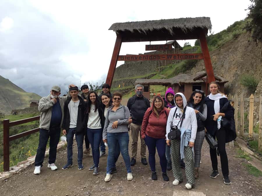 Cusco: Pisac, Ollantaytambo, & Chinchero Sacred Valley Tour - Pisac, terraces and a market with two different moods