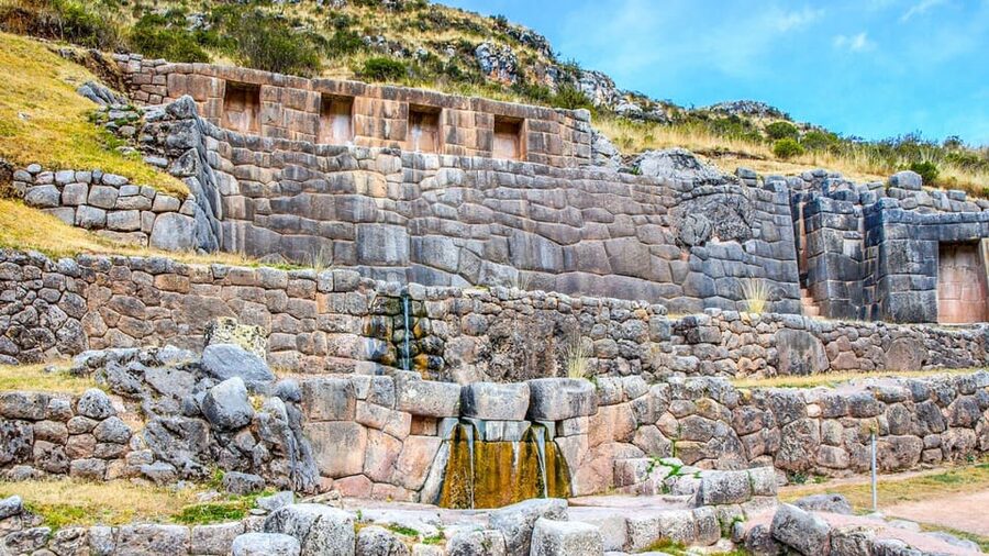 Cusco: Pisac, Sacsayhuaman, Q'enqo, and Tambomachay Tour - Puka-Pukara provides a final road-side view