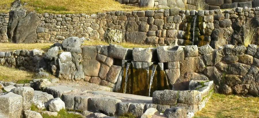 Cusco: Private City Tour and Saksaywaman Visit with Transfer - Guides, van, and the value of a private group