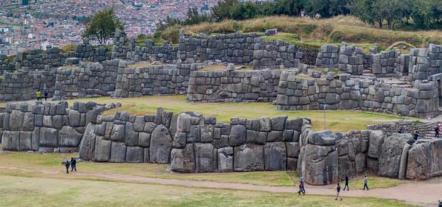 Cusco: Private City Tour and Saksaywaman Visit with Transfer - Cusco Cathedral and the Spanish colonial center
