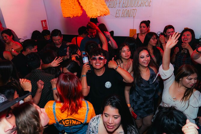 Cusco Pub Crawl: Bar Tour, Drinks And Club with no waiting lines - A 9 pm start in San Blas