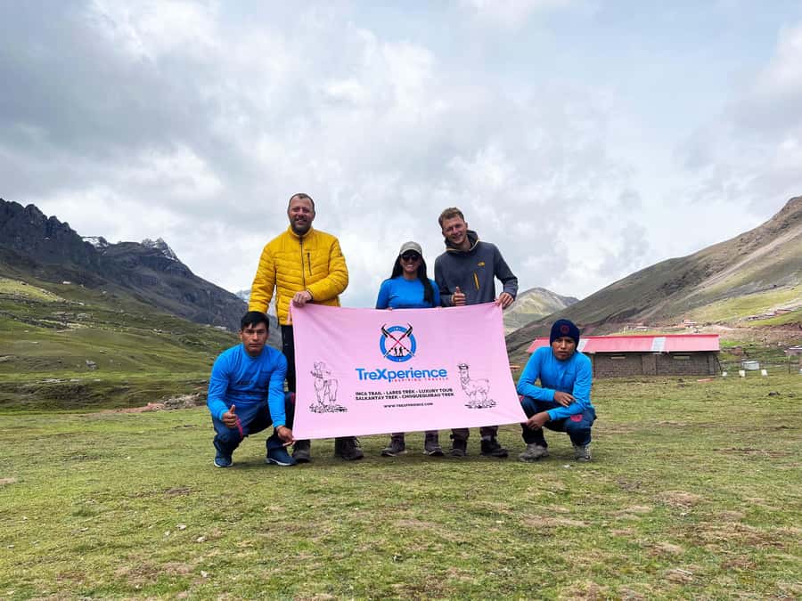 Cusco: Rainbow Mountain & Red Valley Tour with Picnic meals - Vinicunca and the Ausangate range