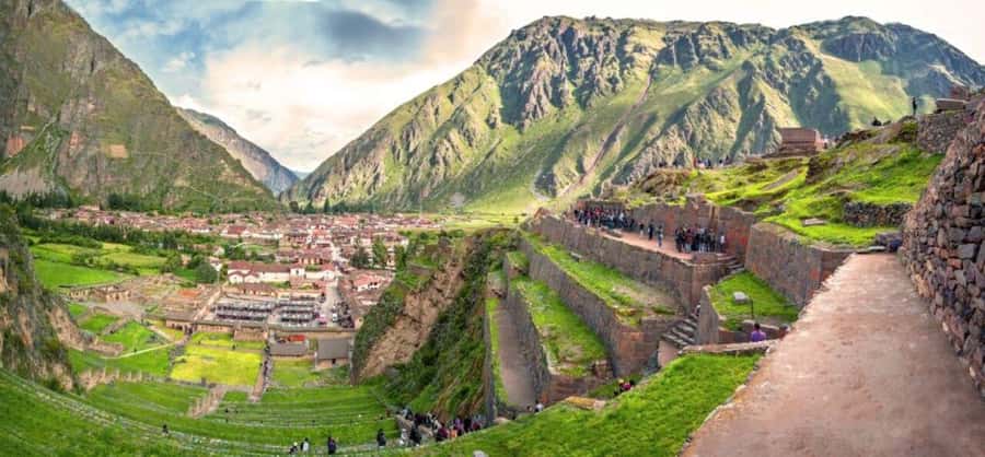 Cusco: Sacred Valley and Salt Mines Ending in Ollantaytambo - The Maras Salt Mines and 4,000 working wells