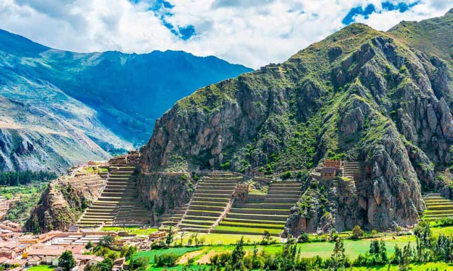 Cusco: Sacred Valley Day Trip with Maras & Moray Salt Mines - Maras, where salt flows down the mountain