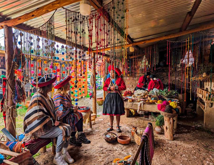 Cusco:Sacred Valley Pisaq,Ollantaytambo,Chinchero with Lunch - Urubamba lunch is more than a roadside refuel