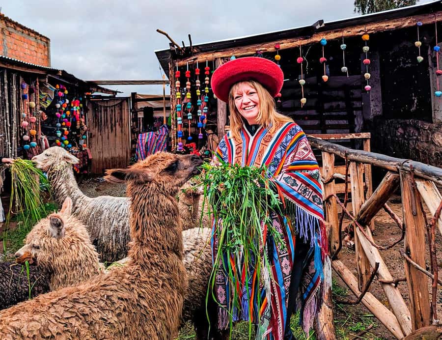 Cusco:Sacred Valley Pisaq,Ollantaytambo,Chinchero with Lunch - Transport, timing, and the physical side of the day