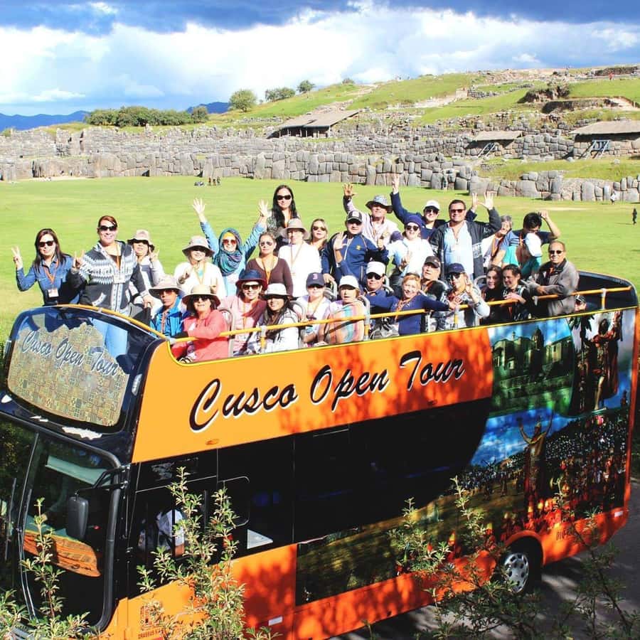 Cusco: Sightseeing Tour of the City on an Open-Top Bus - The Plaza de Armas and Cusco’s historic center