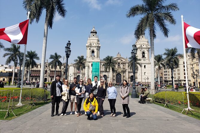 Essential Lima: Half-Day Tour with Catacombs & Pick-Up - Jirón de la Unión shows Lima in motion