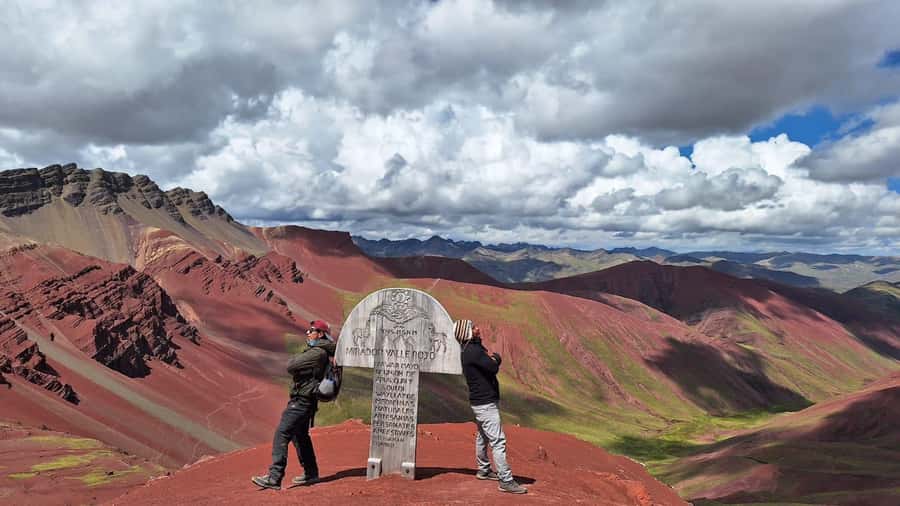 excursion to colorful mountain & red valley viewpoint cusco - From Cusco to breakfast in Cusipata
