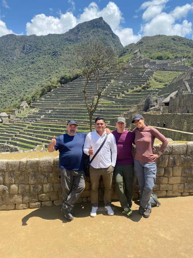 From Aguas Calientes: Machu Picchu guided tour with tickets - Starting in Aguas Calientes and reaching the entrance