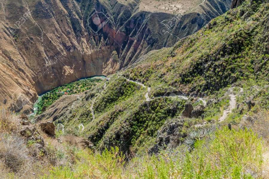 From Arequipa: 2-Day Colca Canyon Trekking Tour - A 3 a.m. start from Arequipa