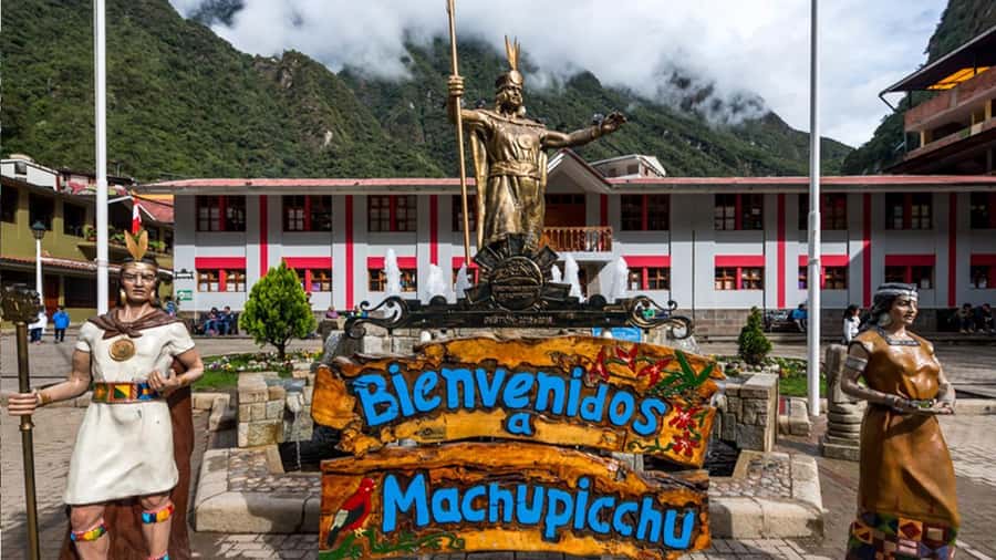 From Cusco: 1-day Machu Picchu Tour by Train - 4:00 AM pickup and the road to Ollantaytambo