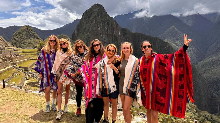 From Cusco: 2-Day Trip to the Sacred Valley and Machu Picchu - Lunch, free time, and the ride back to Cusco