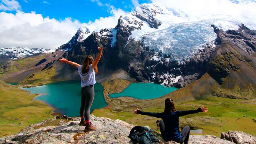 From Cusco: 7 Lagoons Tour - Breakfast in Pacchanta before the climb
