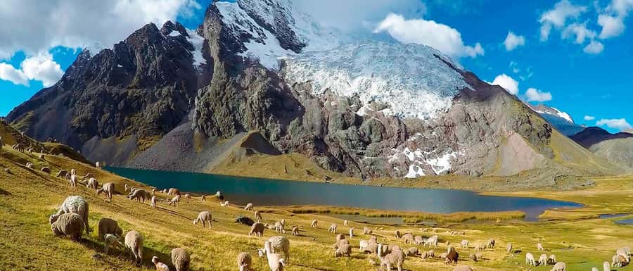 From Cusco: Ausangate Route - 7 Lagoons Tour + Meals - What to pack for a high mountain day