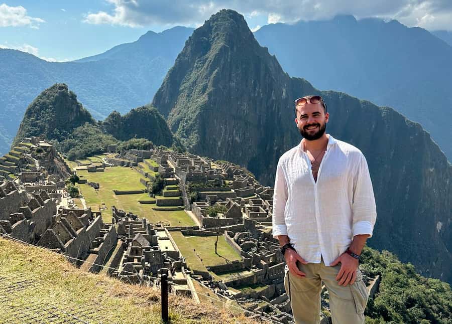 From Cusco: Full-Day Group Tour of Machu Picchu - Small groups, language, and value