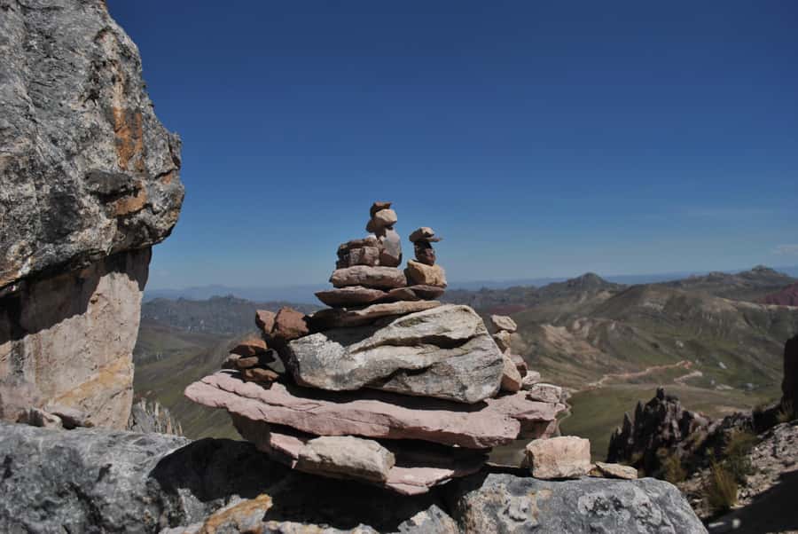 From Cusco: Full day Palcoyo Rainbow Mountain Tour - The early morning road from Cusco