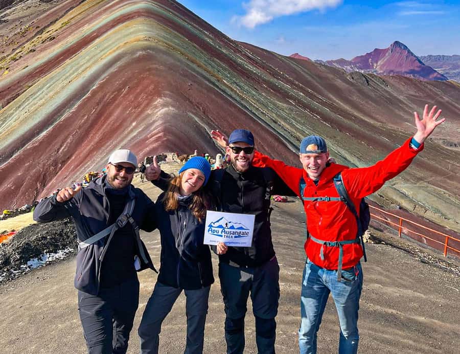 From Cusco: Full Day Rainbow Mountain + Red Valley | PRIVATE - The approach through the Andes