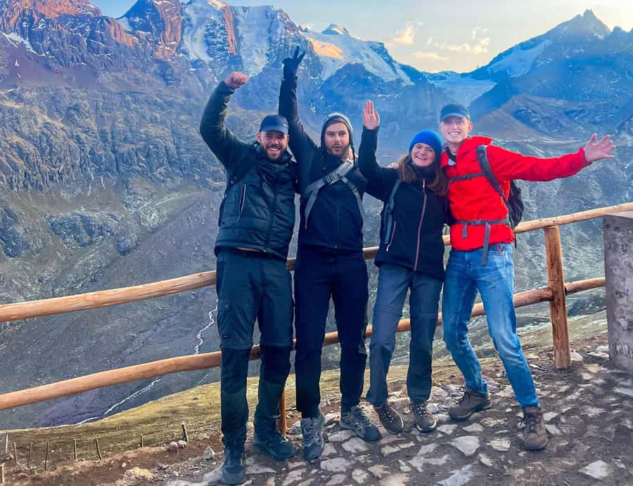 From Cusco: Full Day Rainbow Mountain + Red Valley | PRIVATE - The downhill walk and lunch in Cusipata