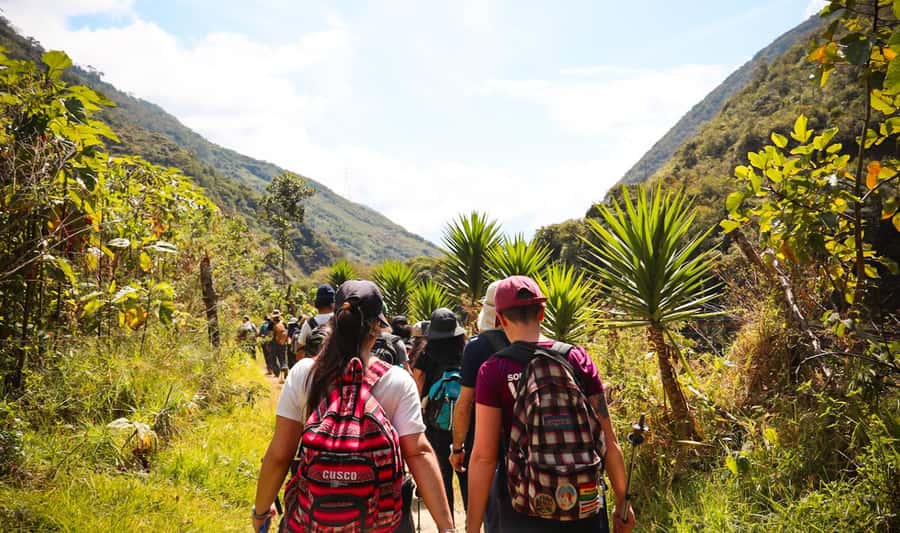 From Cusco: Full-Day Round-Trip Train Tour to Machu Picchu - A very long day from Cusco to the Sacred Valley