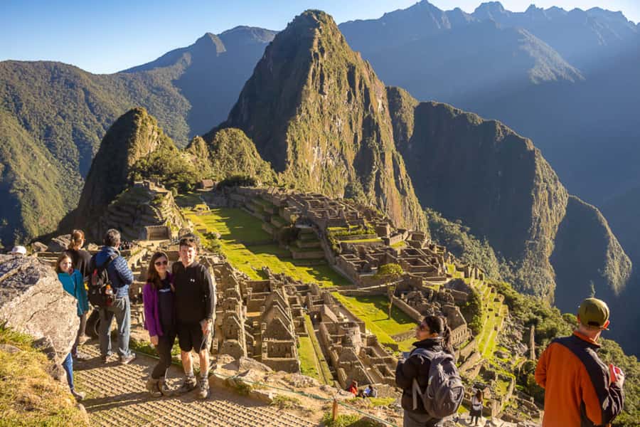 From Cusco: Full-Day Round-Trip Train Tour to Machu Picchu - How the $269 price works in practice