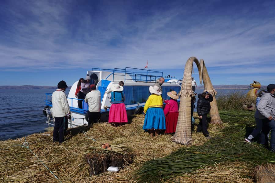 From Cusco: Lake Titicaca, Uros and Amantani by sleeper bus - The real shape of this Cusco to Lake Titicaca trip