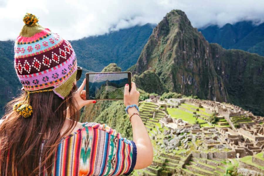 From Cusco:MachuPicchu Excursion 1 day plus Ticket and Train - The 105-Minute Road Ride to Ollantaytambo