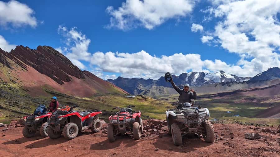 From Cusco: Mountain of colors and red valley on ATVs - Breakfast in Cusipata, then the high road