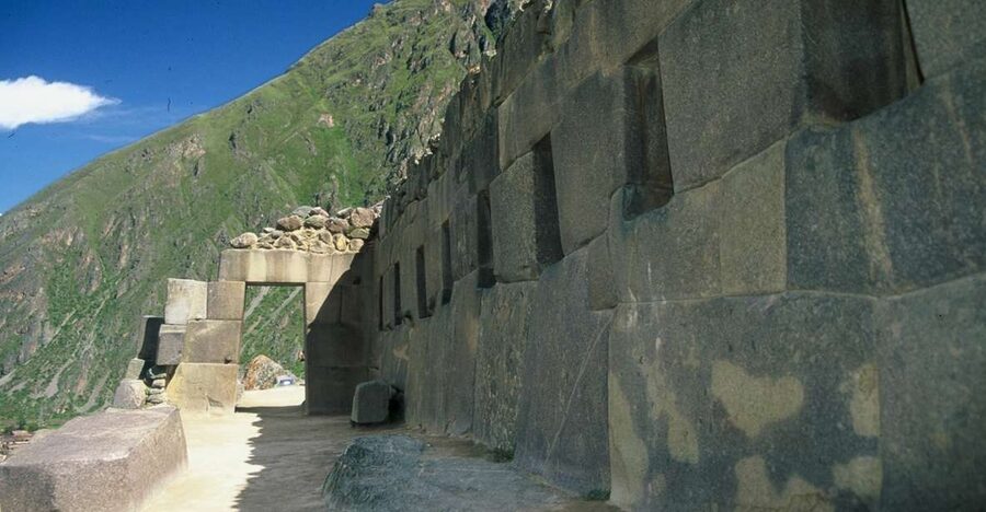 From Cusco: Ollantaytambo Fortress Half-Day Private Tour - Terraces, stone platforms, and the military story