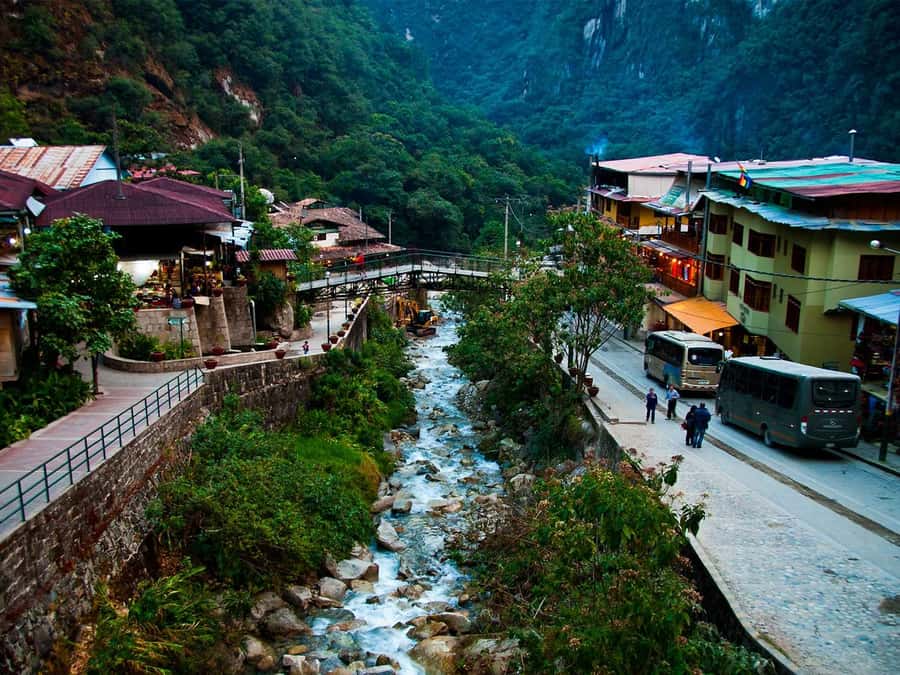 From Cusco: One-Day Round Trip to Machu Picchu by Train - The train from Ollantaytambo to Machu Picchu town