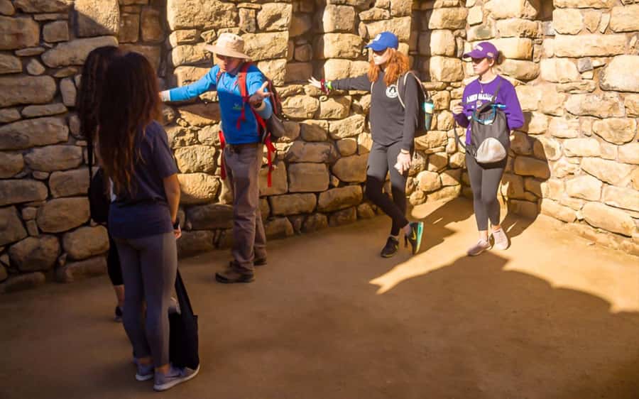 From Cusco: One-Day Round Trip to Machu Picchu by Train - Free time for photos and a closer look