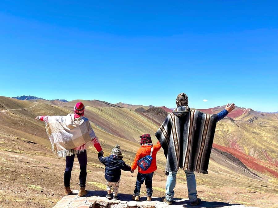 From Cusco: Palccoyo Mountain Tour full day - Breakfast at Cusipata before the altitude test
