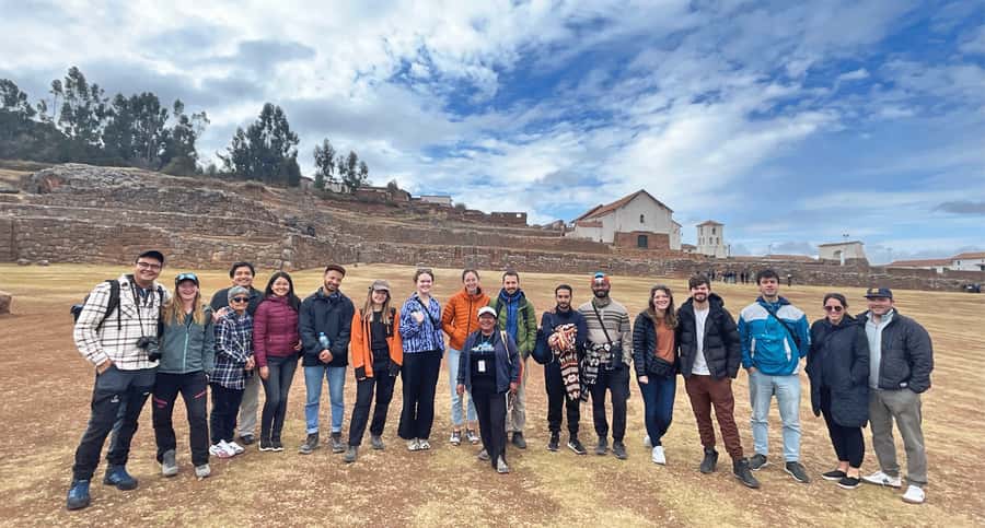 From Cusco: Sacred Valley & Maras Salt Mines Tour with Lunch - The early Cusco pickup and long ride into the valley