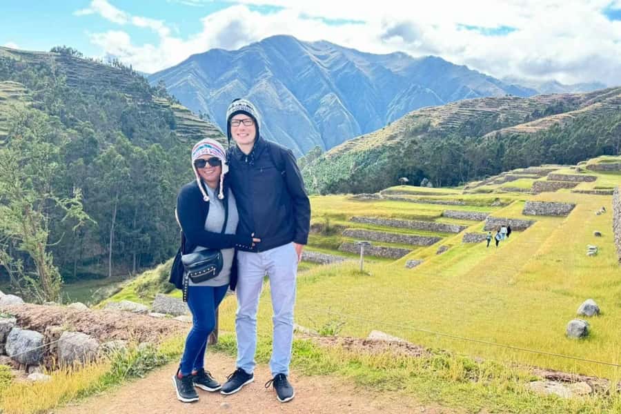 From Cusco: Sacred Valley & Maras Salt Mines with Lunch - Urubamba lunch at the valley’s lower altitude