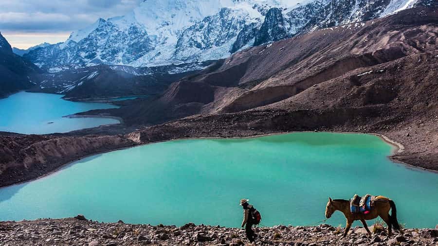 From Cusco: Salkantay trek 5 days/4 nights meals included - Day one: Cusco to Humantay Lake and Quiswarniyoc