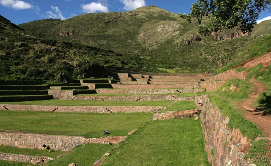 From Cusco: South Valley Villages and Archaeology Tour - Pikillacta and the world before the Incas
