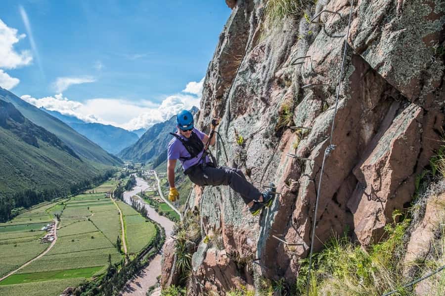 From Cusco: Via Ferrata & Zip Line with lunch - The long ride back to Cusco