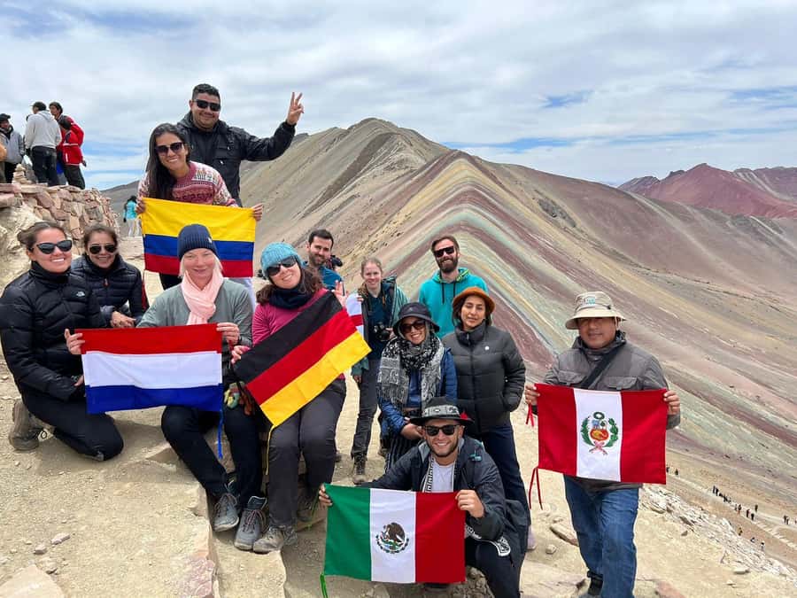 From Cusco: Vinicunca Rainbow Mountain Day Trip - Breakfast in Cusipata before the climb
