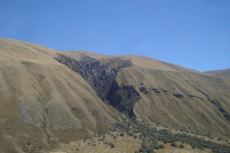 From Huaraz: Chavín de Huantar & Chavín Museum Day Trip - Crossing the Cordillera Blanca through Cahuish tunnel