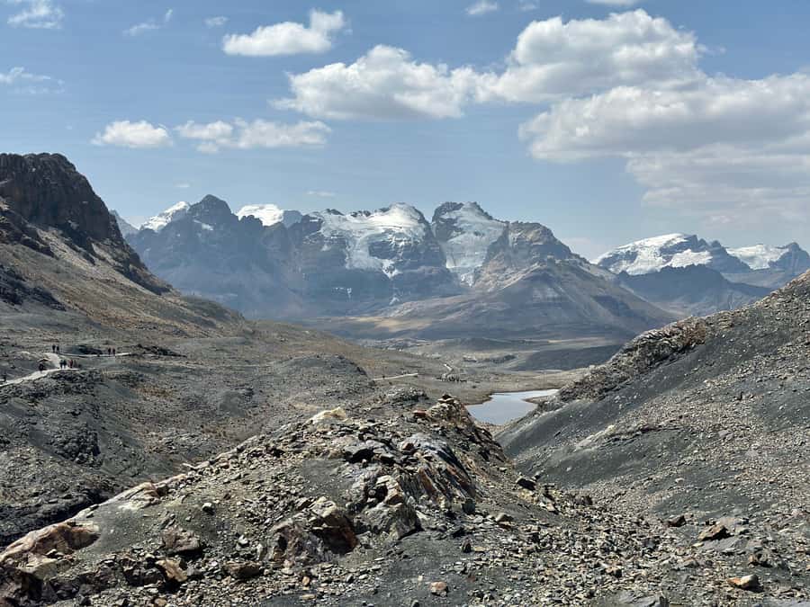 From Huaraz: Tour to the Pastoruri Glacier and Puya Raimondi - Pastoruri Glacier and the climate change route