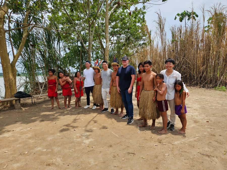 From Iquitos: Full day tour in the Peruvian jungle - Lunch at the lodge and a canoe across Shanshococha Lagoon