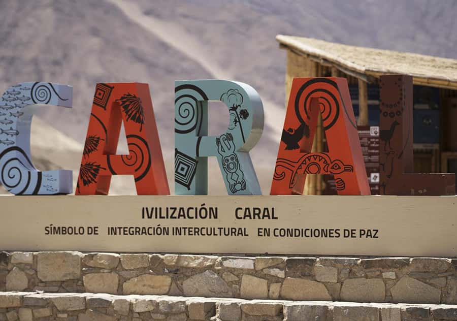 From Lima: Discover the Ancient Sites Caral & Bandurria - Walking through Caral’s sacred city