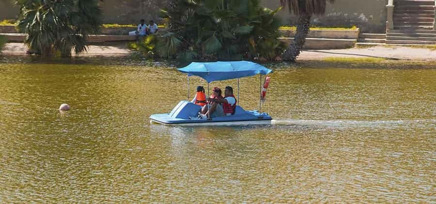 From Lima: Nazca Lines and Ica Desert Day Trip - Arriving at Huacachina’s oasis