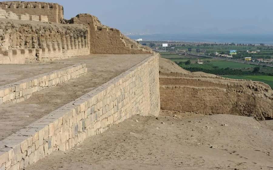 From Lima: Pachacamac Archaeological Site Guided Tour - Why Pachacamac is worth leaving central Lima