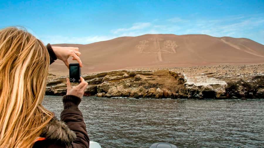 From Lima: Paracas and Huacachina Oasis Full Day Guided Tour - Huacachina and the Ica Desert