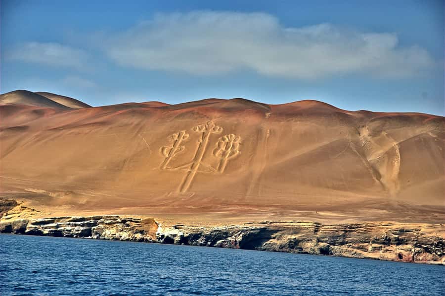 From Paracas: Ballestas Islands & Paracas National Reserve - The two-hour speedboat ride to Ballestas