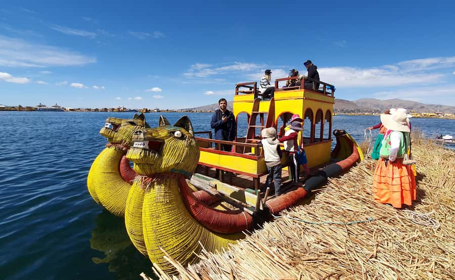 From Puno: 3-Hour Uros Floating Islands Tour - Private or small group: the choice that matters most