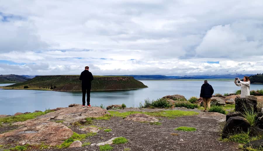 From Puno: 4h tour to Sillustani - Guides, languages, and the feel of the visit